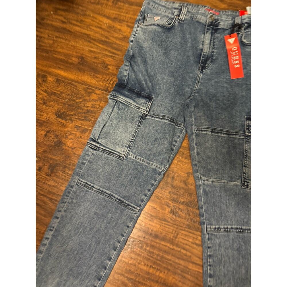 GUESS Jeans Mens 36x30 Mateo Cargo Pants Stretch Medium Wash Denim Blue NWT - Picture 7 of 13